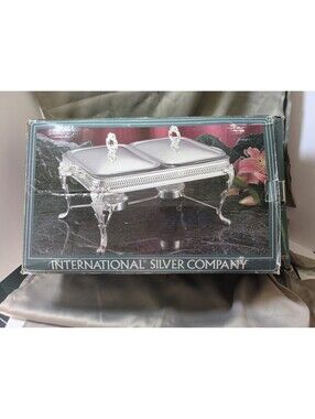 International Silver Company Silverplated 1½ Quart Covered Double Baker Vintage